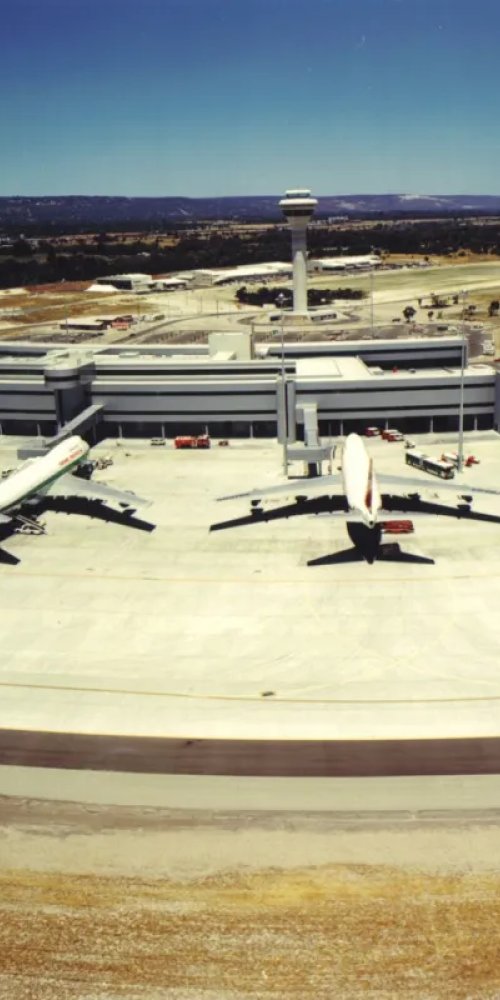Perth Intl Airport lounge interior