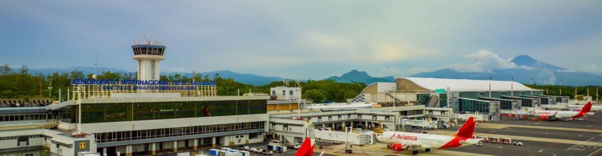 Runway view sunset at Óscar Arnulfo Romero International Airport