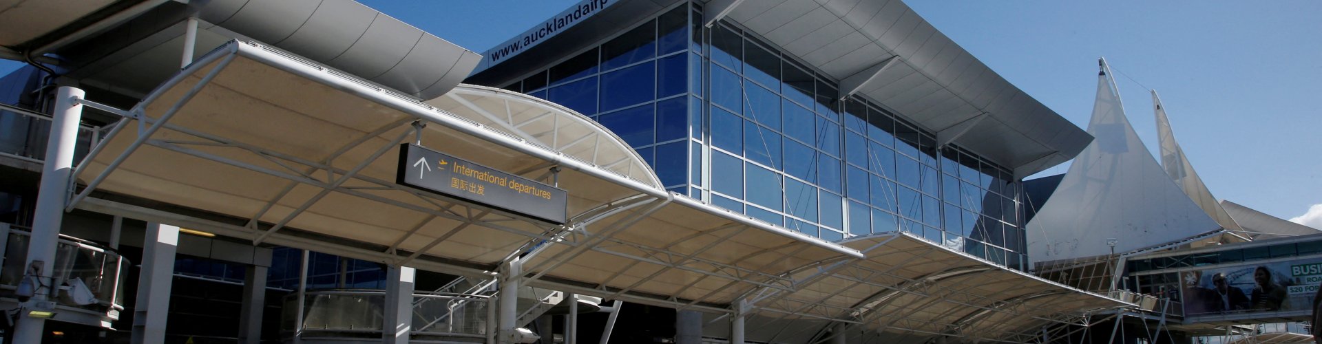 Runway-view sunset at Auckland Airport