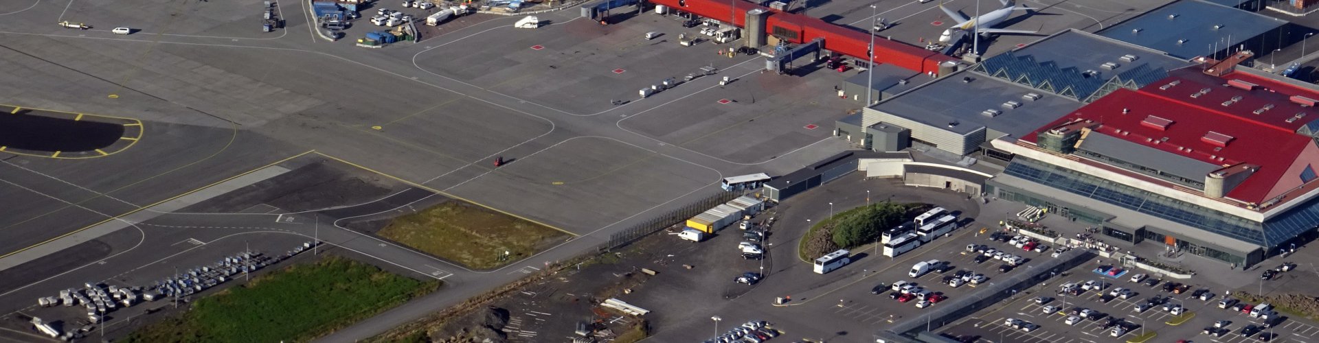 Runway-view sunset at Keflavik Airport