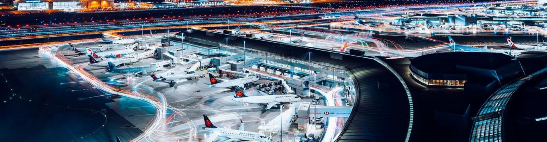 Flagship lounge interior at Toronto Pearson Airport, ON, CA Airport